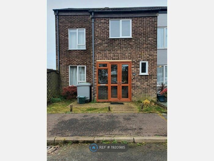 4 Bedroom End Of Terrace House To Rent In Cedar Avenue, Spixworth, Norwich, NR10