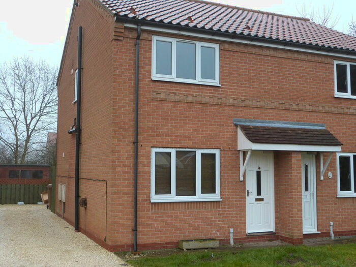 2 Bedroom Semi-Detached House To Rent In Victoria Drive, Gilberdyke, HU15