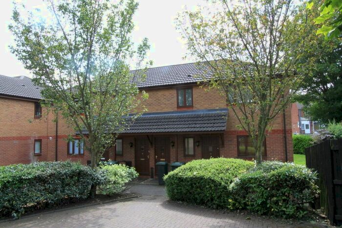 1 Bedroom Flat To Rent In Parklands, Banbury, Oxon, OX16