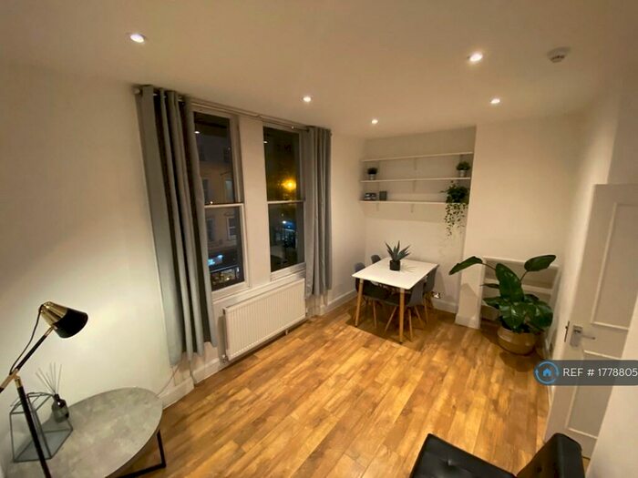 1 Bedroom Flat To Rent In Camberwell Church Street, London, SE5