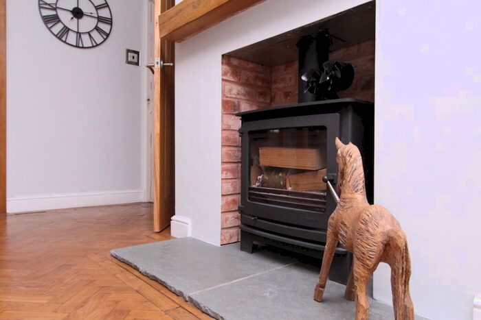 5 Bedroom Detached House For Sale In Highwood Road, Uttoxeter, ST14