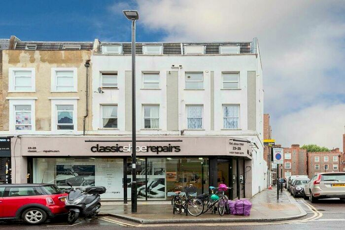 Flat To Rent In Brecknock Road, Tufnell Park, N7