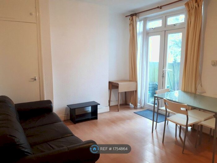 1 Bedroom Flat To Rent In Beresford Avenue, Wembley, HA0