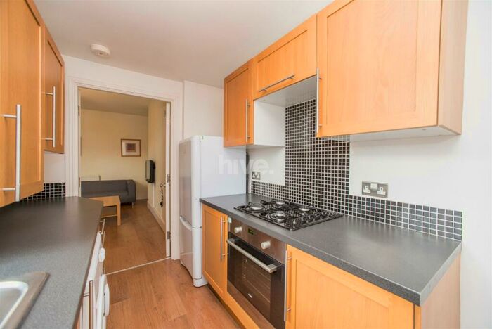 3 Bedroom Flat To Rent In Malcolm Street, Heaton, Newcastle Upon Tyne, NE6