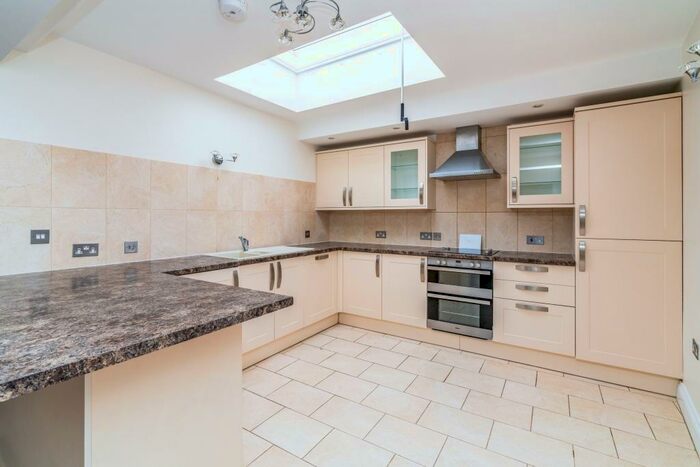 1 Bedroom Apartment To Rent In Dolphin House, High Street, Southampton, SO14