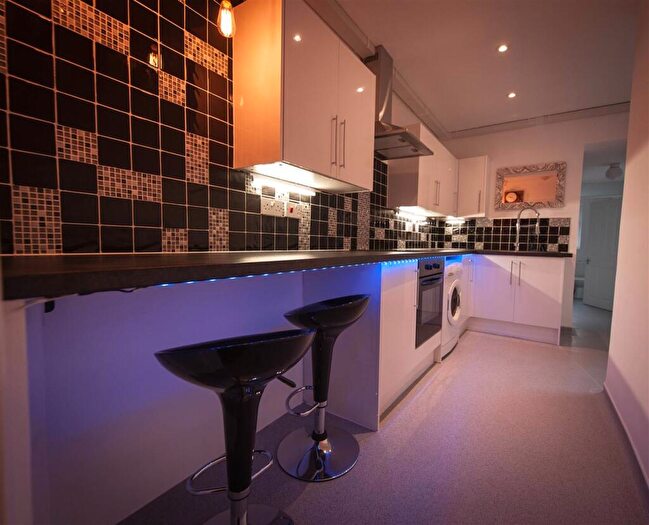 4 Bedroom Terraced House To Rent In Lancaster Road, Canterbury, Kent, CT1