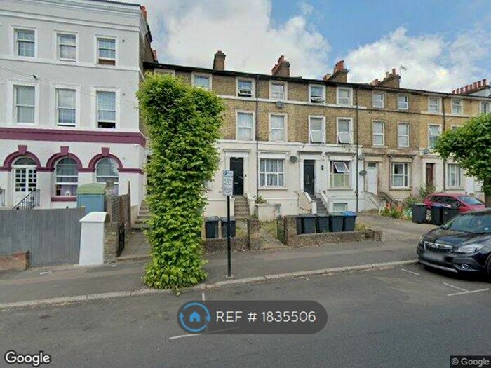 2 Bedroom Maisonette To Rent In Canterbury Road, Croydon, CR0