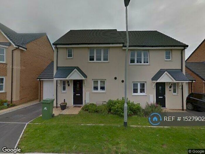 3 Bedroom Semi-Detached House To Rent In Pintail Close, Bude, EX23