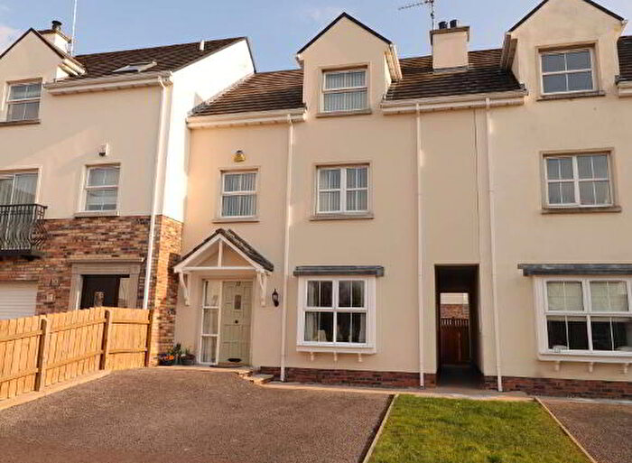 4 Bedroom Semi-Detached House For Sale In Featherbed Glade, Enniskillen, BT74
