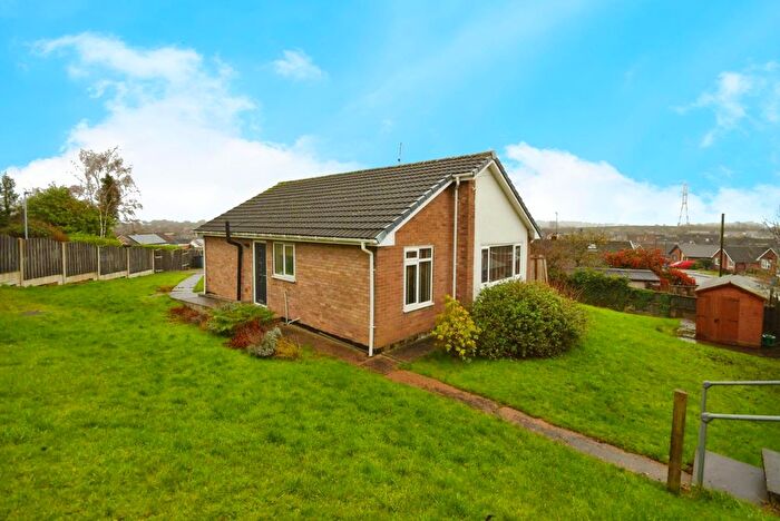 2 Bedroom Detached House For Sale In Elliott Drive, Chesterfield, Derbyshire, S43