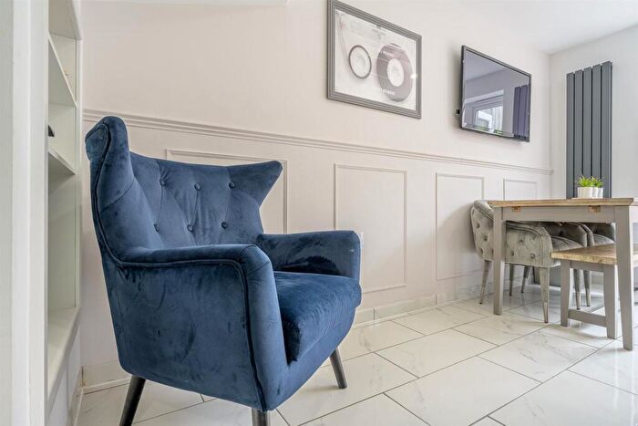 4 Bedroom Town House For Sale In The Breeze, Brierley Hill, DY5