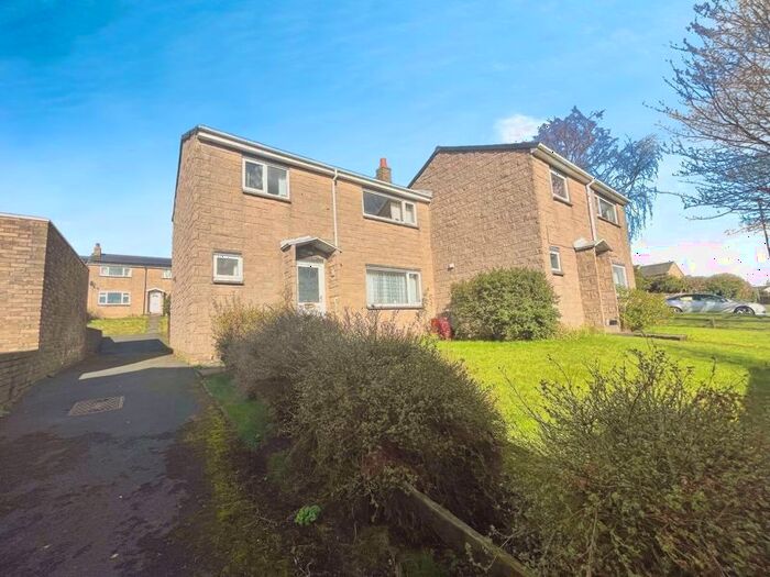 3 Bedroom Semi-Detached House For Sale In Hillside, Bellingham, Hexham, NE48