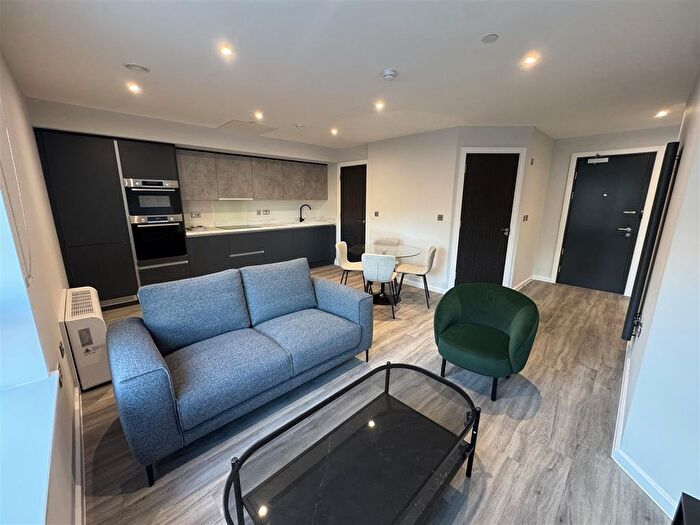 2 Bedroom Flat To Rent In Caversham Road, Reading, RG1