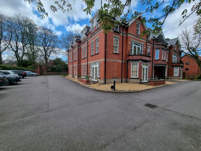 3 Bedroom Flat To Rent In Lever House, Greenmount Lane, Heaton, Bolton, BL1
