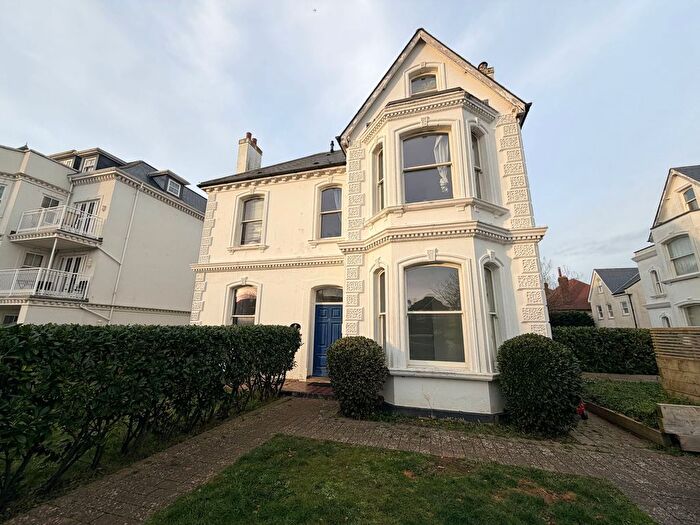 1 Bedroom Flat To Rent In Mill Road, Worthing, BN11