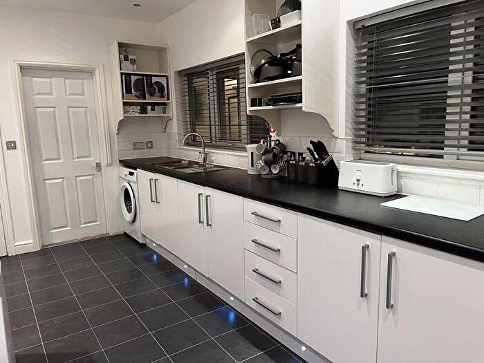 1 Bedroom House Of Multiple Occupation To Rent In Room, Oxford Gardens, Stafford, ST16