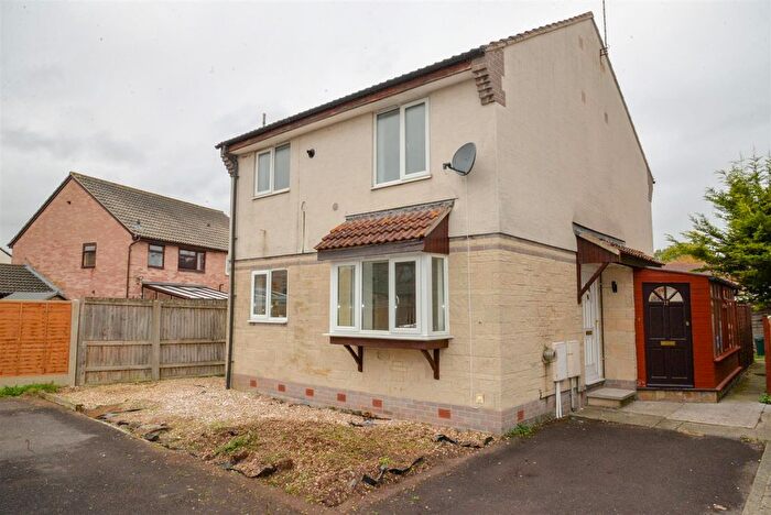 1 Bedroom Terraced House To Rent In Kingsdown Close, Bridgwater, TA6