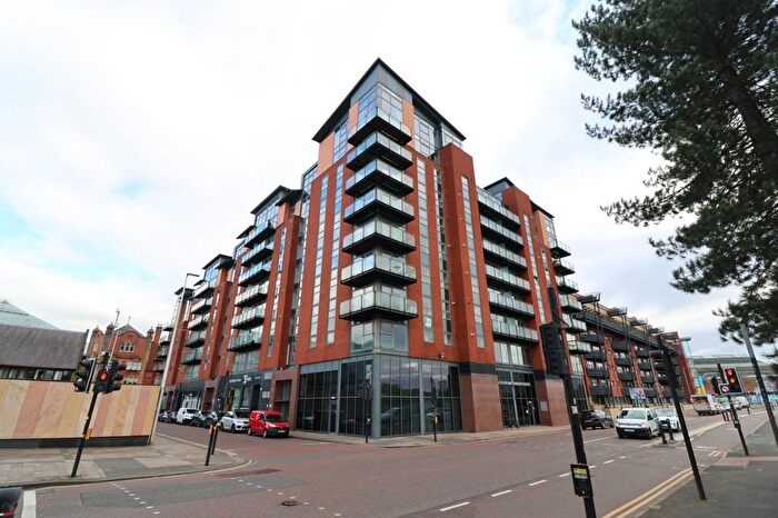 2 Bedroom Flat To Rent In Dunlop Street, Glasgow, Glasgow City, G1