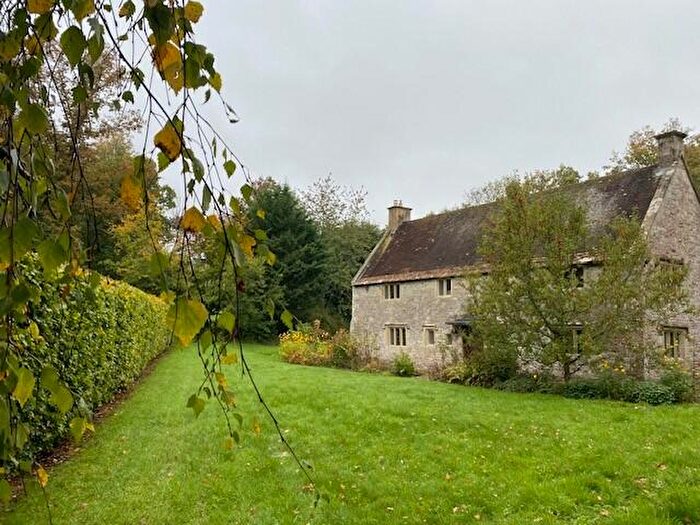 4 Bedroom Detached House To Rent In St. Marys Road, SP3