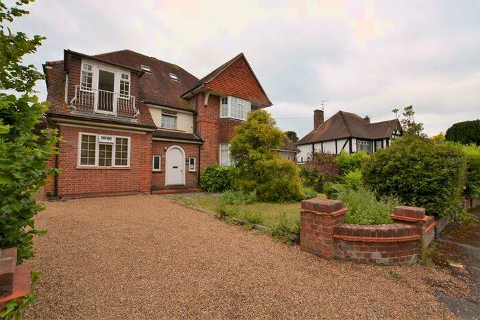 1 Bedroom Flat To Rent In Hempson Avenue, Slough, SL3