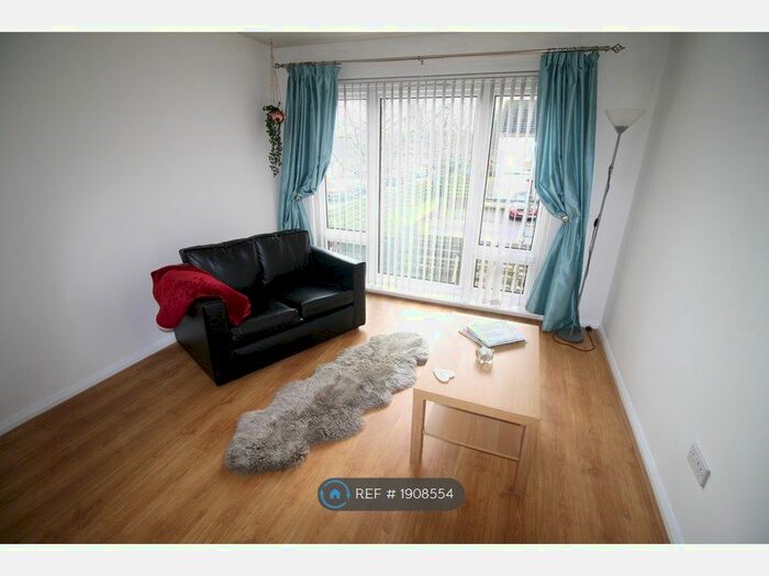 1 Bedroom Flat To Rent In Saughton Mains Terrace, Edinburgh, EH11