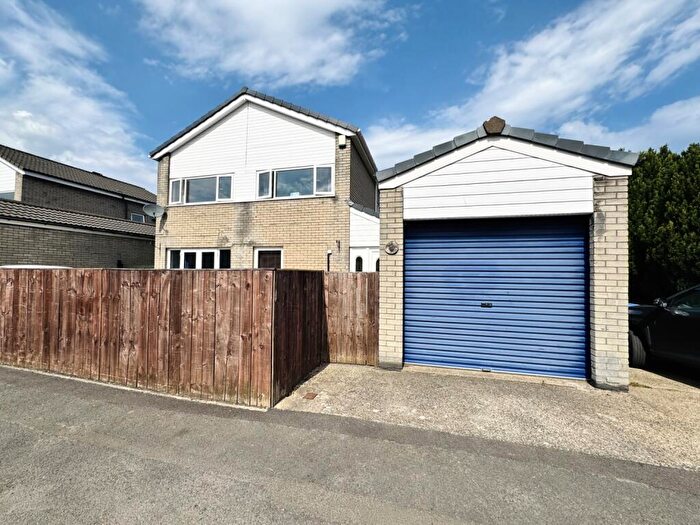 4 Bedroom Detached House For Sale In Skiddaw Close, Peterlee, County Durham, SR8