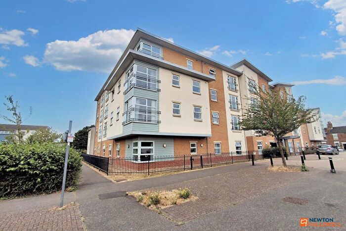 2 Bedroom Flat For Sale In The Pavillions, Alma Road, Peterborough, PE1