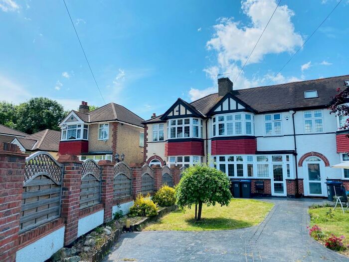 3 Bedroom Semi-Detached House To Rent In Stokes Road, CR0