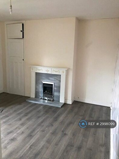 3 Bedroom Flat To Rent In Tynemouth Road, Wallsend, NE28