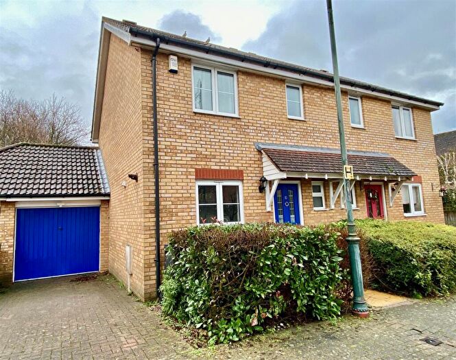 3 Bedroom Semi-Detached House To Rent In Bramley Way, Kings Hill, ME19