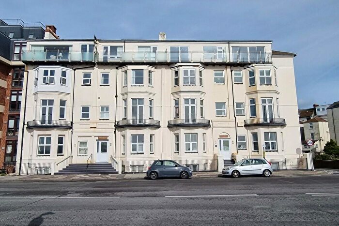 2 Bedroom Apartment For Sale In Southsea, Hampshire, PO4