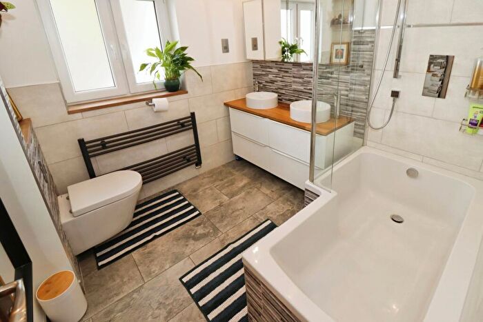 3 Bedroom Terraced House For Sale In Commonfield Road, Bristol, Avon, BS11