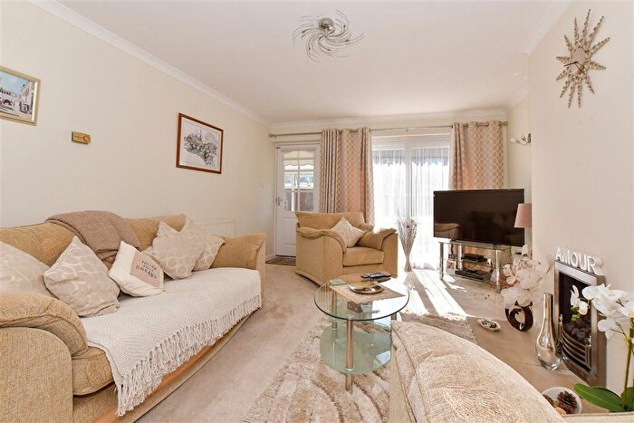 2 Bedroom Detached Bungalow For Sale In Blackpan Close, Sandown, Isle Of Wight, PO36