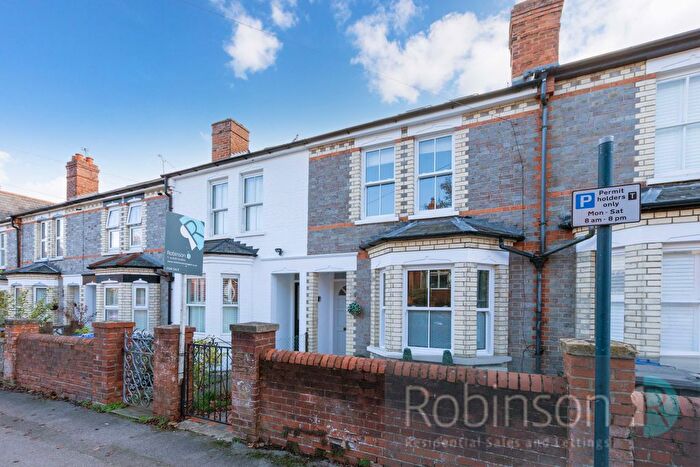 4 Bedroom Terraced House For Sale In Clare Road, Maidenhead, SL6