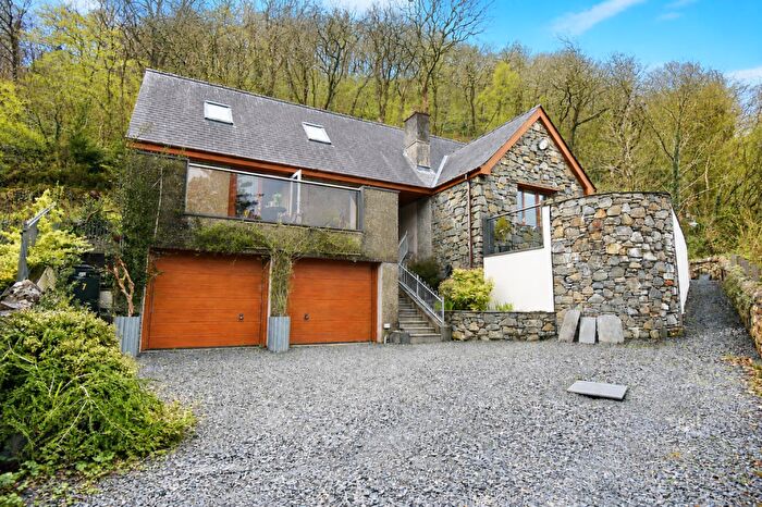 3 Bedroom Detached House For Sale In Coed Camlyn, Maentwrog, Blaenau Ffestiniog, LL41