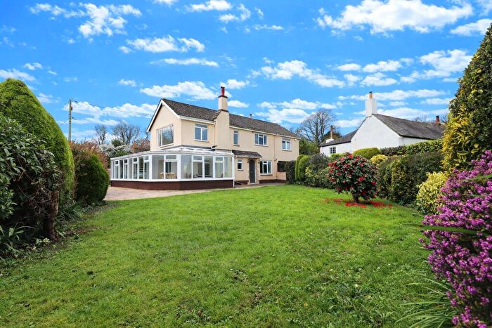 5 Bedroom Detached House For Sale In Lower Cleave, Northam, Bideford, Devon, EX39