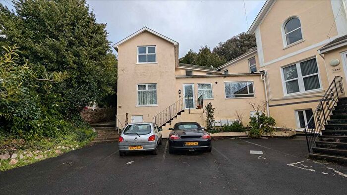 1 Bedroom Flat To Rent In Thurlow Road, Torquay, TQ1
