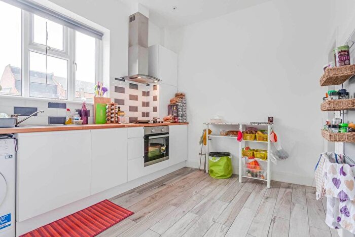 2 Bedroom Flat To Rent In East Gardens, Colliers Wood, London, SW17