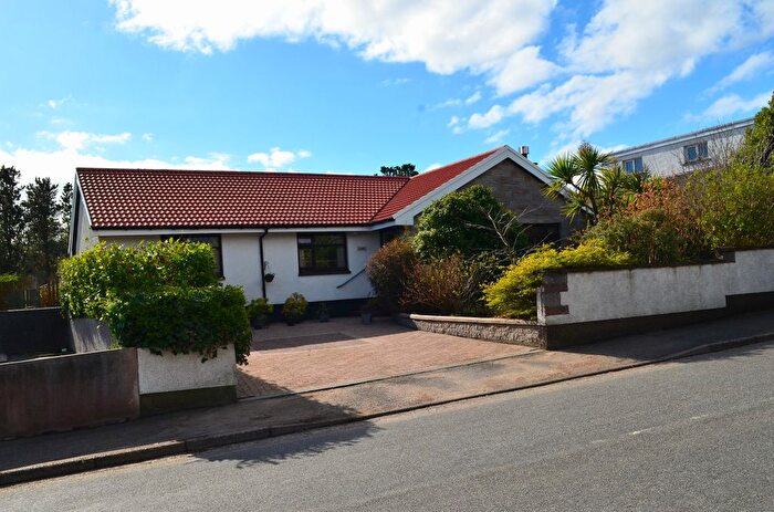 4 Bedroom Bungalow For Sale In Stewart Drive, Stornoway, HS1