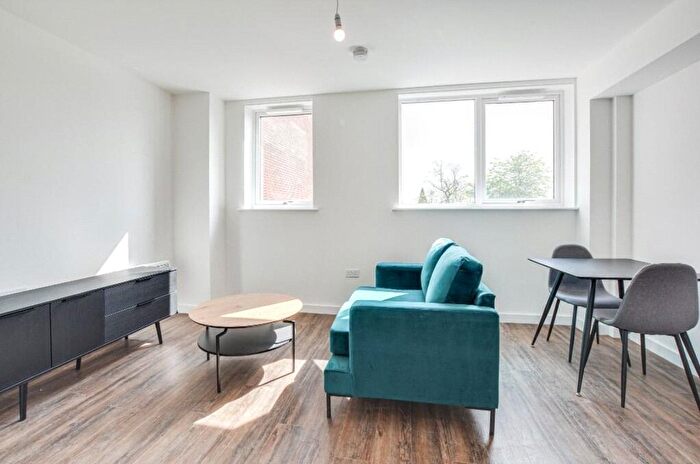 1 Bedroom Flat To Rent In Hanley Rd, London, N4