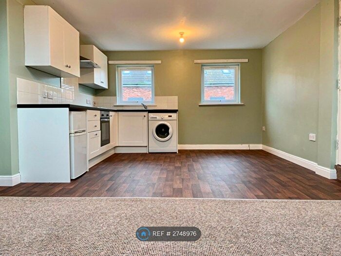 1 Bedroom Flat To Rent In Moscow Drive, Liverpool, L13