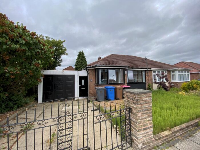 2 Bedroom Semi-Detached Bungalow For Sale In Brierley Road West, Manchester, M27