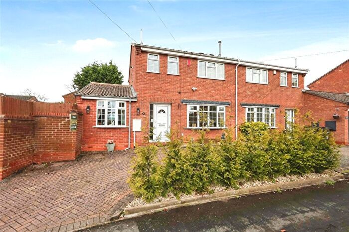 3 Bedroom Semi-Detached House For Sale In Oak Farm Close, Sutton Coldfield, West Midlands, B76