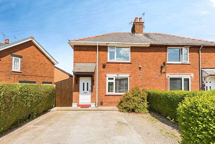2 Bedroom Semi-Detached House For Sale In Bryn Clywedog, Coedpoeth, Wrexham, LL11