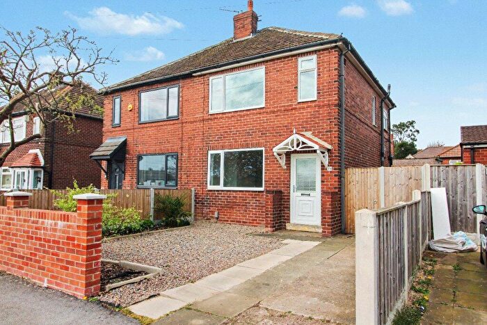 3 Bedroom Semi Detached House To Rent In Kelmscott Crescent, Leeds, West Yorkshire, LS15