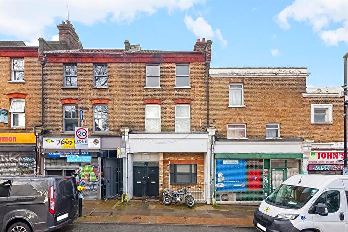 Flat To Rent In Upper Brockley Road, London, SE4