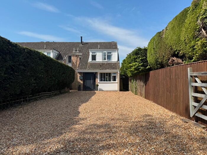 3 Bedroom End Of Terrace House For Sale In Nelson Close, Holbury, Southampton, Hampshire, SO45