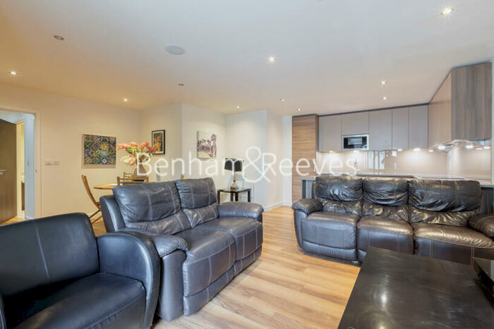 2 Bedroom Apartment To Rent In Boulevard Drive, Colindale, NW9
