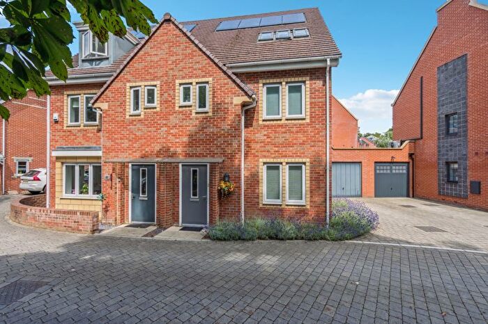 3 Bedroom Semi-Detached House For Sale In California Way, High Wycombe, HP11