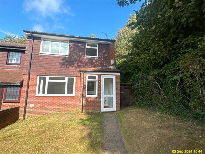 4 Bedroom End Of Terrace House For Sale In Egginton Road, Brighton, BN2